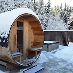 Отель Na Doline Френштат-под-Радгоштем