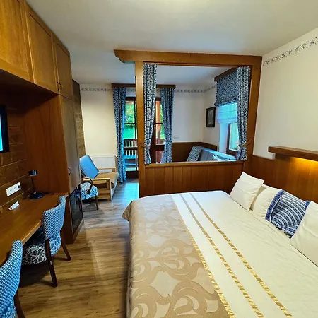 Na Doline Hotel